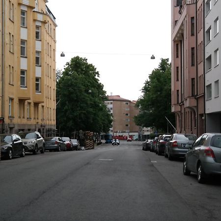Modern Equipped Studio In Vibrant Kallio, Near Transit & Dining Spots Helsinki Bagian luar foto