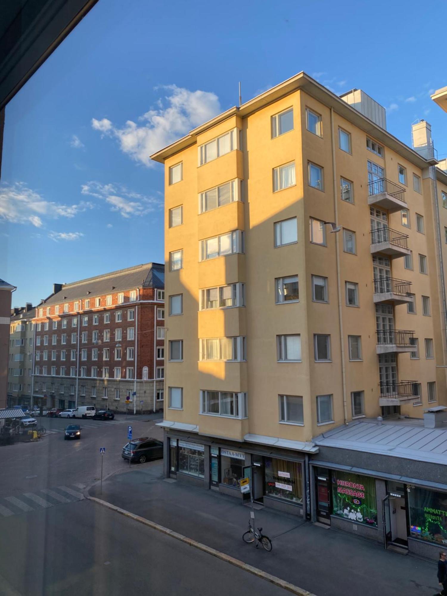 Modern Equipped Studio In Vibrant Kallio, Near Transit & Dining Spots Helsinki Bagian luar foto